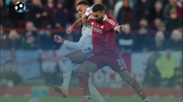 محمد صلاح يعيد ليفربول إلى الانتصارات بتخطّي أستون فيلا